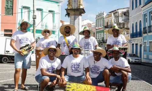 
				
					Dois arrastões levam alegria às ruas no São João do Centro Histórico
				
				