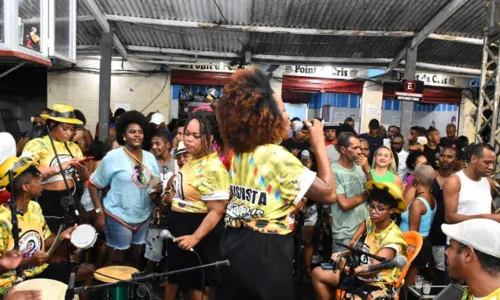 
				
					Dois arrastões levam alegria às ruas no São João do Centro Histórico
				
				