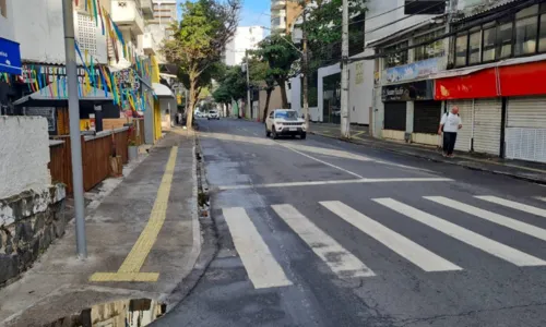 
				
					Dono de espetinho tem lesões na cabeça após ser atropelado na Barra
				
				