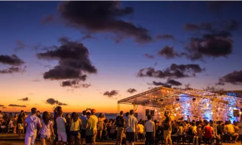 
				
					Dos clássicos aos inusitados: saiba onde ver o pôr do sol em Salvador
				
				