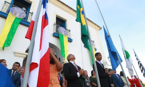 
				
					Em cerimônia, sede do governo da Bahia é transferida para Cachoeira
				
				