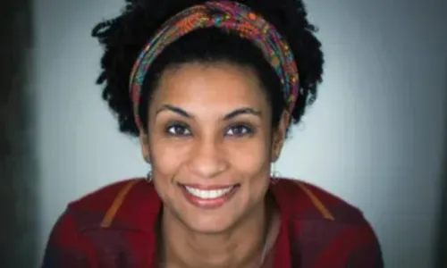 
				
					Executores monitoravam Marielle Franco antes do crime
				
				