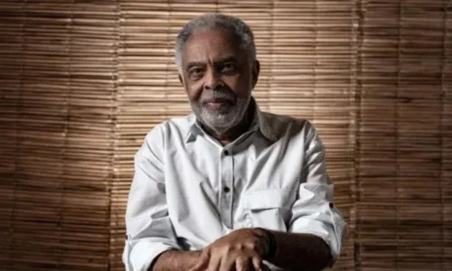 
				
					Famosos parabenizam Gilberto Gil pelos 81 anos; confira
				
				