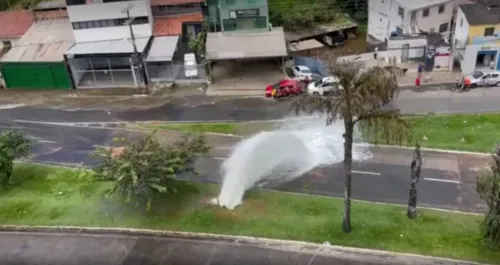 
				
					Fornecimento de água é retomado em bairros afetado por rompimento de tubulação em Salvador
				
				