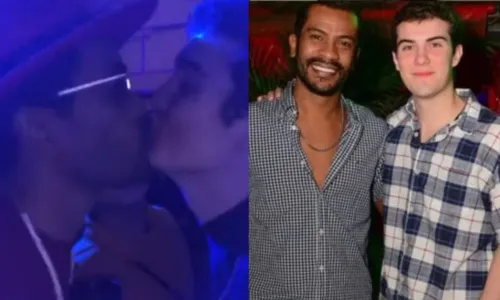 
				
					Galãs de 'Vai na Fé' trocam beijo em festa; assista
				
				