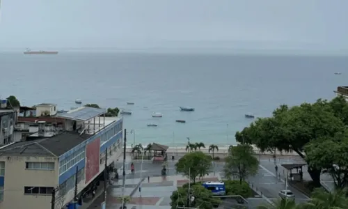 
				
					Inverno em Salvador: previsão para quarta (21) é de nuvens e chuva isolada
				
				