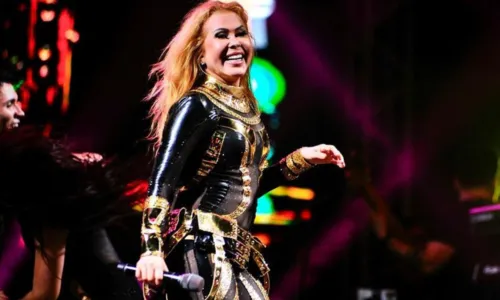 
				
					Joelma anuncia afastamento dos palcos por tempo indeterminado
				
				