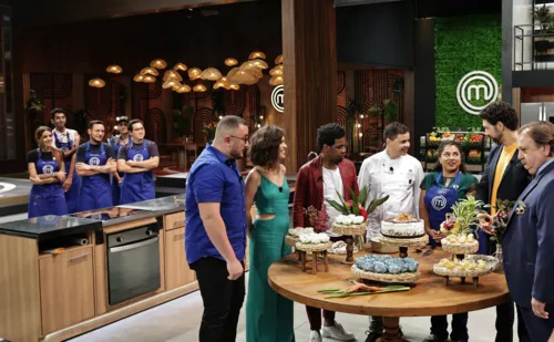 
				
					Masterchef: Prova de confeitaria testa cozinheiros no próximo episódio
				
				