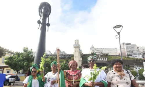 
				
					Monumento em homenagem a Maria Felipa é inaugurado em Salvador
				
				