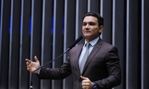 
				
					Nomeação de Celso Sabino é publicada no Diário Oficial da União
				
				