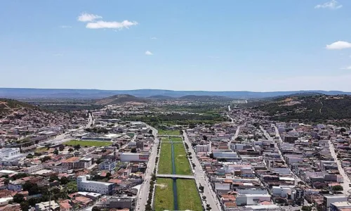 
				
					Prefeitura de cidade baiana cancela festa de São João
				
				