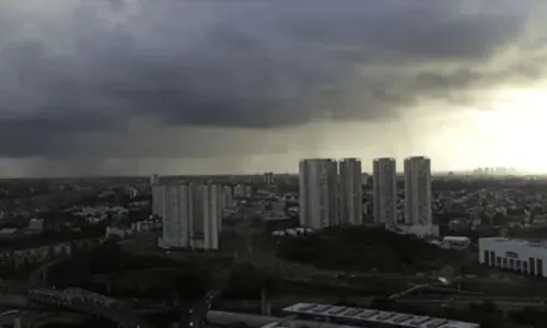 
				
					Previsão para Salvador nesta segunda (10) é de nuvens e chuva isolada
				
				