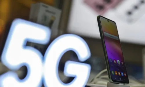 
				
					Rede 5G completa um ano com mais de 10 milhões de usuários
				
				