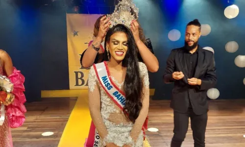 
				
					Representante de Porto Seguro conquista título de Miss Gay Bahia 2023
				
				