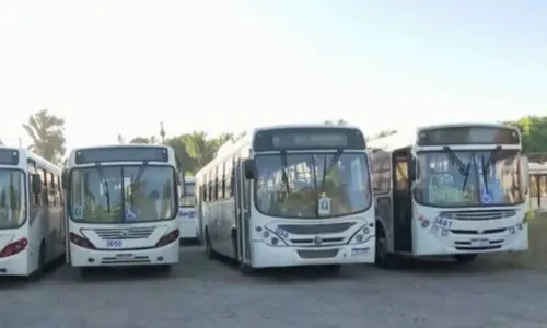 
				
					Rodoviários metropolitanos suspendem greve após reunião
				
				