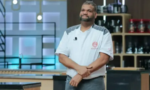 
				
					Semifinalista do 'Masterchef' morre após acidente trágico de carro
				
				