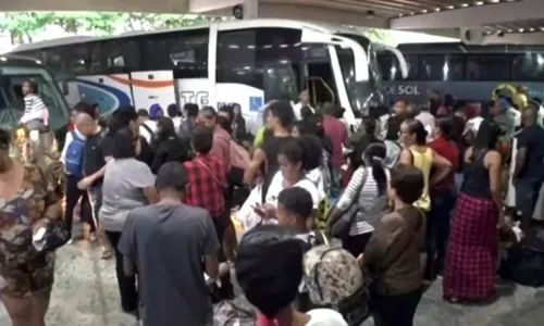 
				
					Terminal Rodoviário de Salvador amanhece lotado nesta quinta (22)
				
				