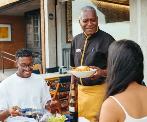 
				
					Veja lista de restaurantes para passar o Dia dos Namorados em Salvador
				
				