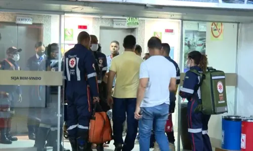 
				
					Vídeos mostram desespero após spray de pimenta ser usado em shopping
				
				