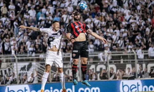 
				
					Vitória reage no fim e arranca empate contra Ponte Preta
				
				