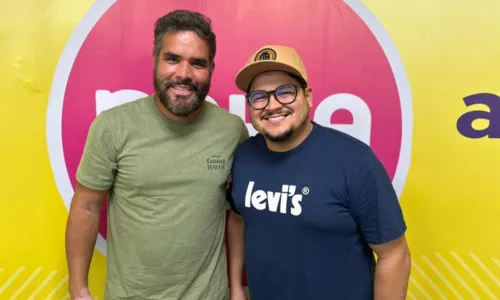 
				
					Vocalistas do Seu Maxixe comentam sucesso de 'Canudinho' nas redes
				
				