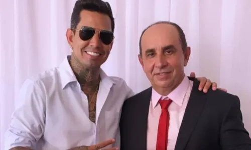 
				
					Namoro com Nicole Bahls e filho de ex-prefeito: quem é Victor Ramos
				
				