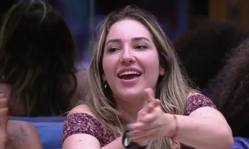 
				
					Amanda revela segredo de época de faculdade e choca brothers
				
				