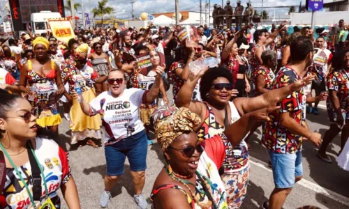 
				
					Micareta de Feira: veja fotos do 4° dia de festa
				
				