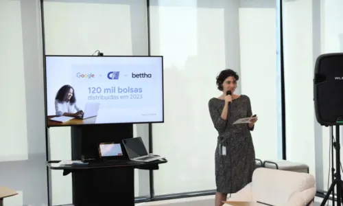 
				
					Google anuncia 120 mil bolsas em cursos profissionalizantes
				
				