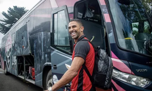 
				
					Vitória encara Botafogo-SP para retomar liderança da Série B
				
				