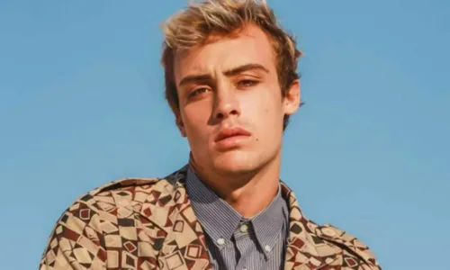 
				
					Modelo Bruno Krupp vai a júri popular pela morte de adolescente
				
				