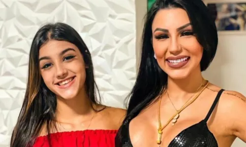 
				
					Bia Miranda se revolta com acusação de romance com ex-padrasto
				
				