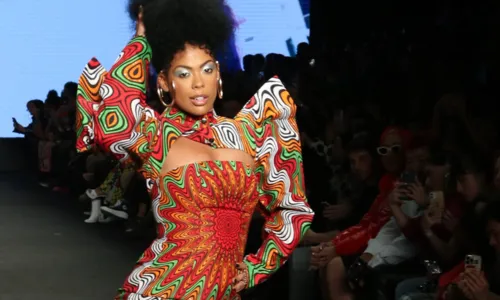 
				
					'Pop Ancestral': Veja fotos do desfile dos Meninos Rei na SPFW 2023
				
				