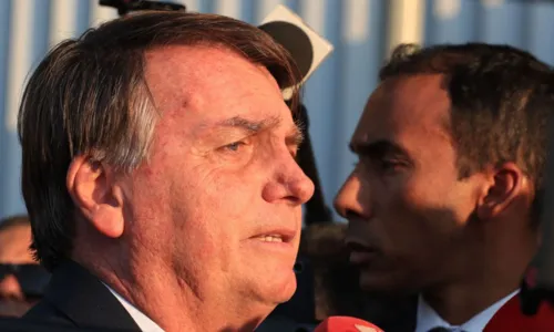 
				
					Bolsonaro é condenado em segunda instância por ataques a jornalistas
				
				