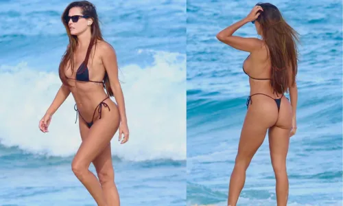 
				
					Deborah Secco ostenta corpão durante passeio em praia; FOTOS
				
				