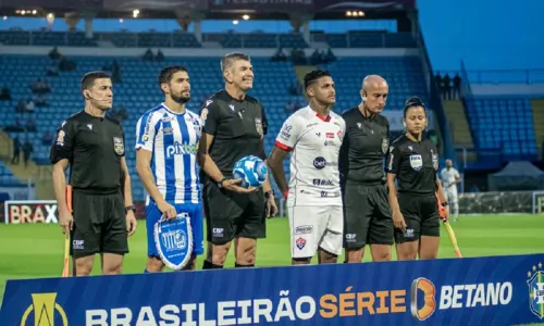 
				
					Vitória oscila em empate com Avaí e tem liderança da Série B ameaçada
				
				