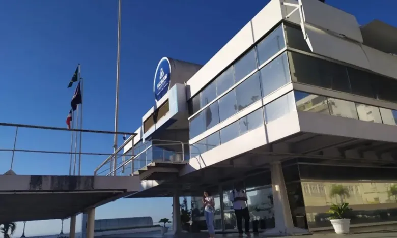 Servidores públicos de Salvador terão ponto facultativo nos feriados