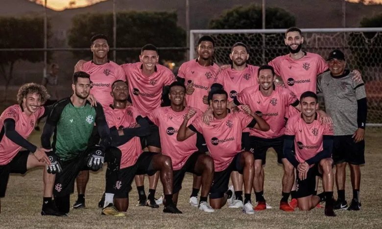 Vitória encara Tombense para se manter na ponta da Série B