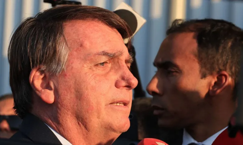 Bolsonaro é condenado em segunda instância por ataques a jornalistas Bolsonaro é condenado em segunda instância por ataques a jornalistas