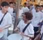 
                  Marcelo Sangalo esbanja talento ao tocar com projeto social em PF