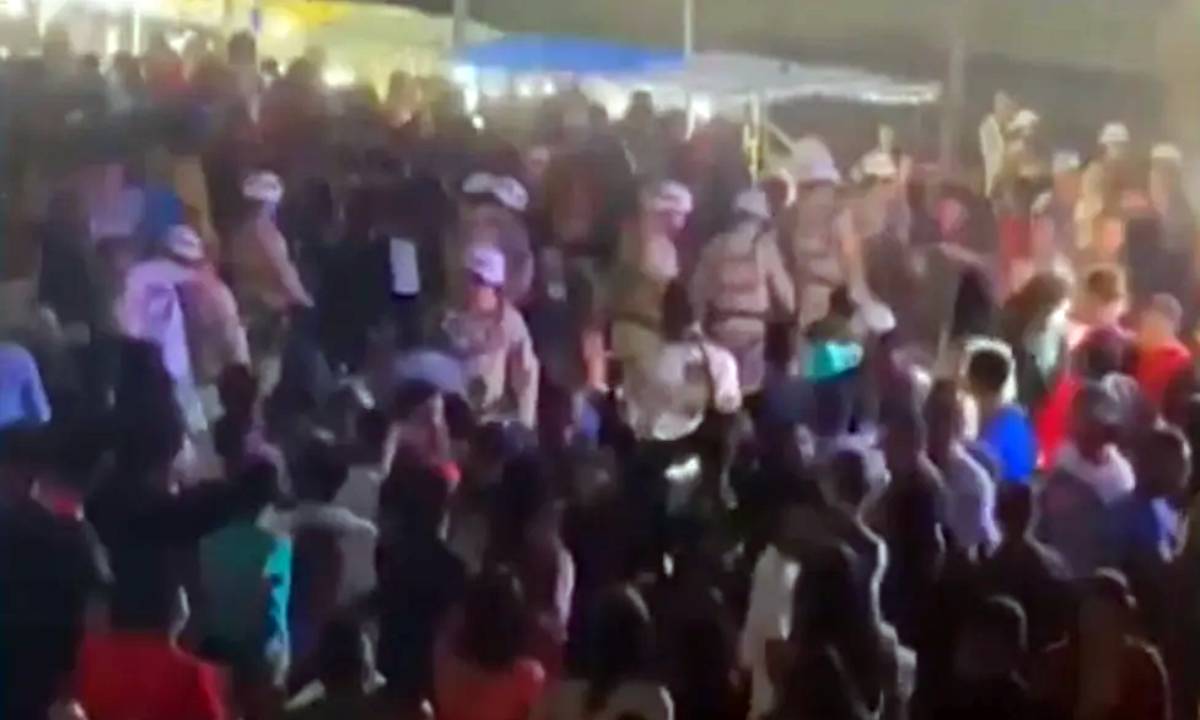 Homem é flagrado agredindo PM com soco no rosto na Bahia; veja vídeo