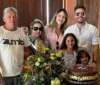 Safadão posa ao lado da família em aniversário após anunciar pausa na carreira