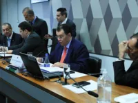 Comissão do Senado aprova texto base da reforma tributária