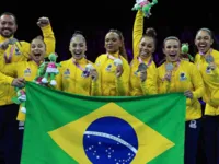 Rebeca Andrade brilha e Brasil conquista prata inédita por equipes