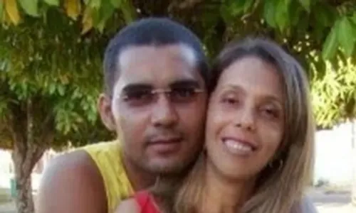 
				
					Acusado de matar esposa grávida na BA é condenado a 19 anos de prisão
				
				