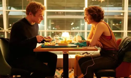 
				
					Amor à Primeira Vista é a nova comédia romântica fofinha da Netflix
				
				