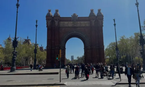 
				
					Barcelona: confira dez passeios imperdíveis para fazer na cidade espanhola
				
				