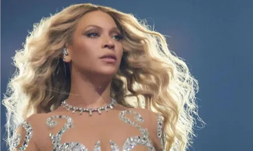 
				
					Beyoncé anuncia bolsa de R$ 25 mil para MEIs negros em Salvador
				
				