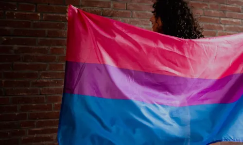
				
					Bissexual: a luta pela visibilidade dentro e fora da comunidade LGBT+
				
				