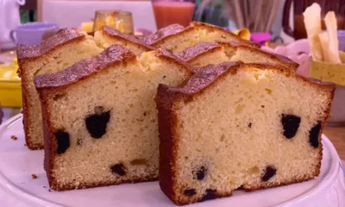 
				
					Café da manhã: aprenda como fazer bolo inglês com ameixa em 30 minutos
				
				